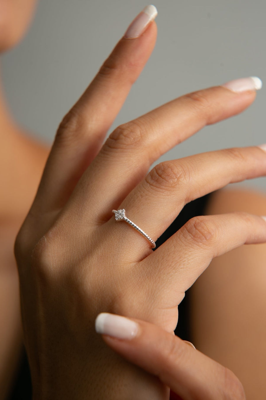 Women's Twist Design 925 Sterling Silver Ring